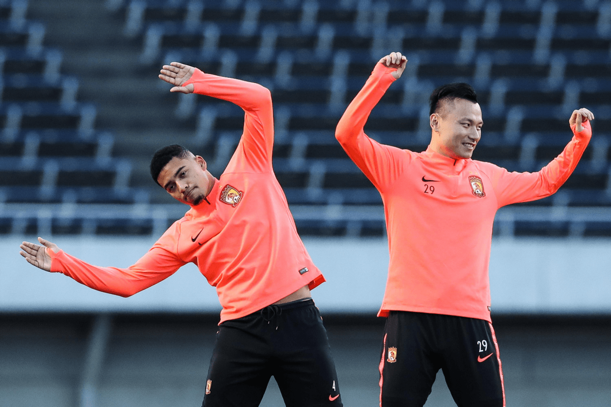 开云官网-风云突变切尔西转会期内部沟通，亚冠版图或变，震撼外界，更衣室氛围转暖(世界形势风云变幻)