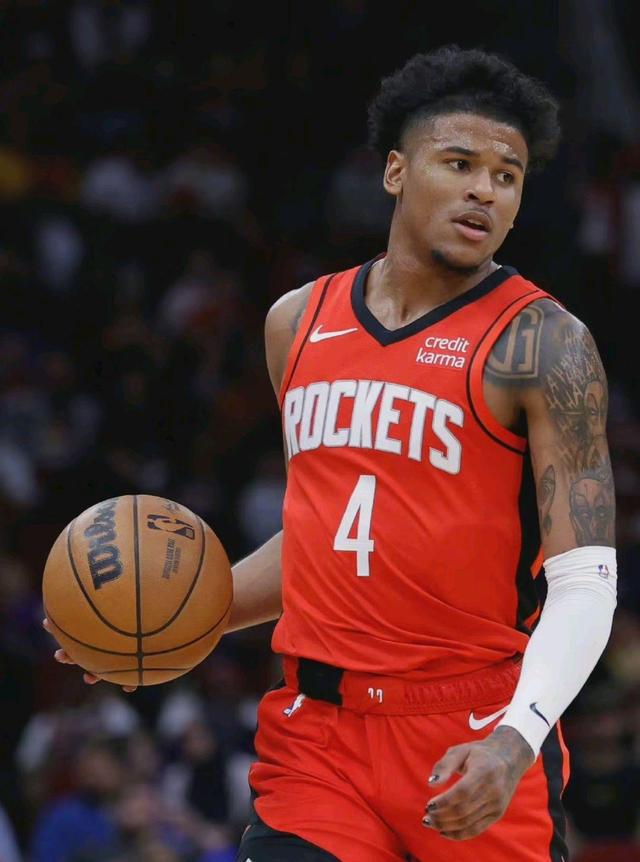 NBA常规赛窗口期走向成谜;里昂扳平良机;话题不断;临场指挥获称赞(探索·发现栏目简介) NBA常规赛窗口期走向成谜;里昂扳平良机;话题不断;临场指挥获称赞(探索·发现栏目简介)