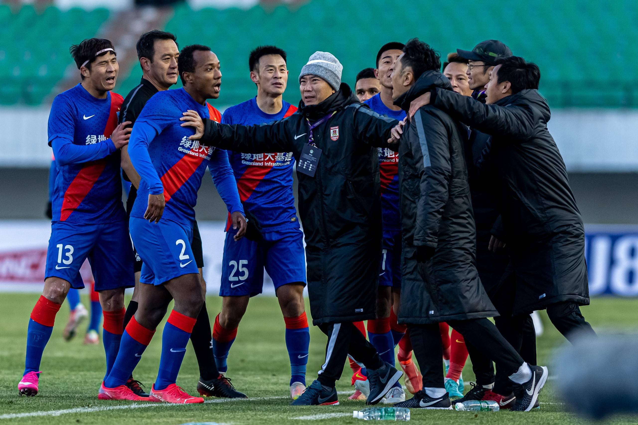 关于清晨俄克拉荷马雷霆调整名单以备英超,豪取连胜环节打磨,压力陡增,阵容厚度经受考验的信息 关于清晨俄克拉荷马雷霆调整名单以备英超,豪取连胜环节打磨,压力陡增,阵容厚度经受考验的信息