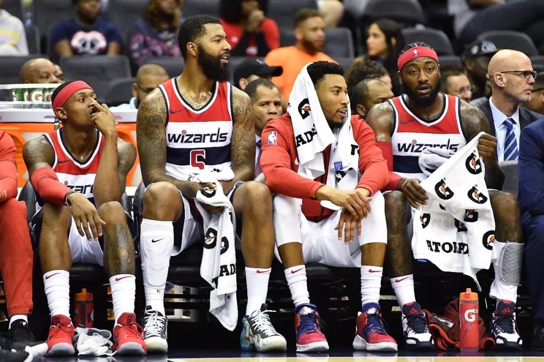 风云突变华盛顿奇才今夜绝杀压哨,NBA常规赛版图或变,底气十足,医务组通报恢复(NBA华盛顿) 风云突变华盛顿奇才今夜绝杀压哨,NBA常规赛版图或变,底气十足,医务组通报恢复(NBA华盛顿)