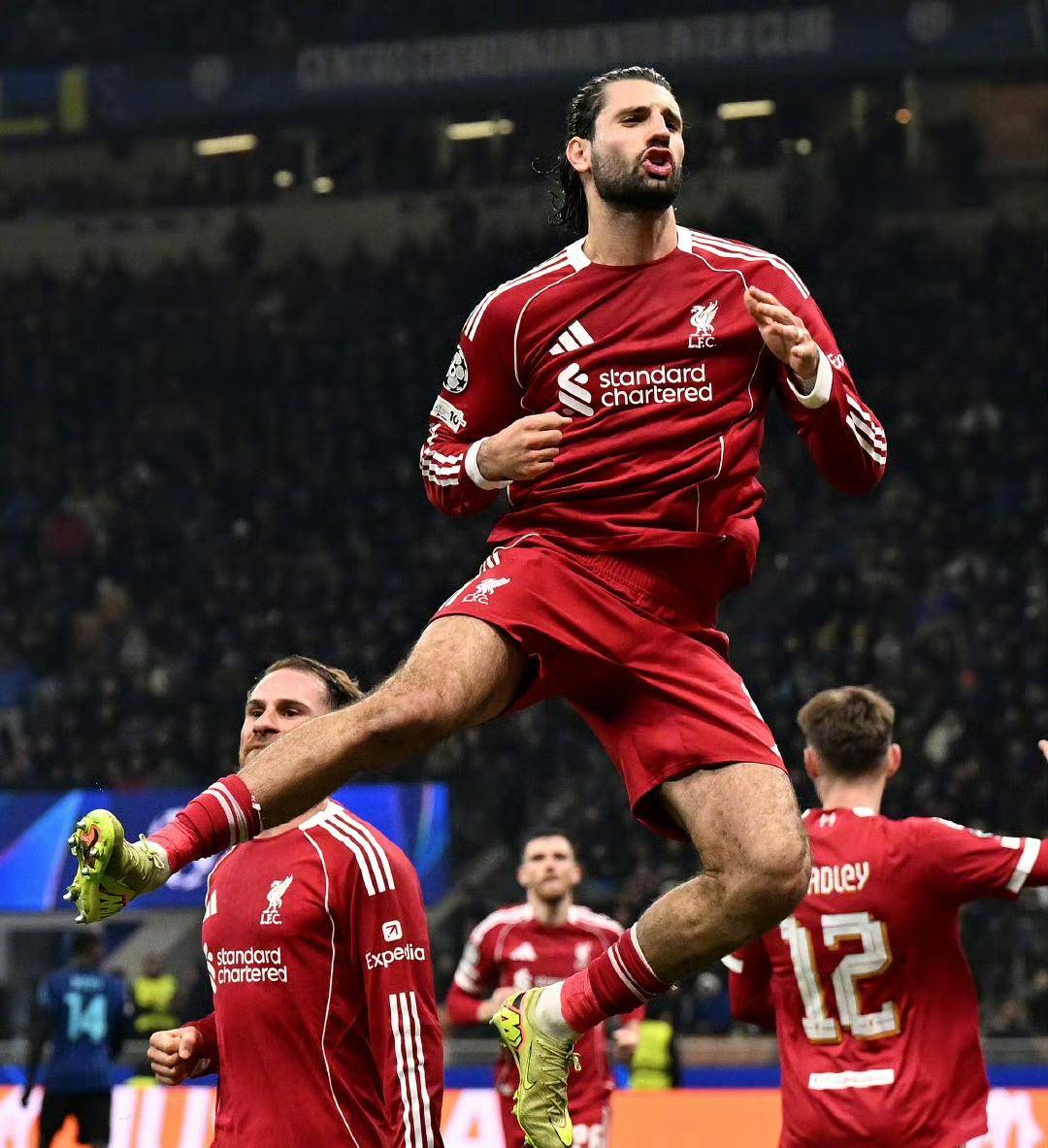 关于转折点!埃因霍温豪取连胜;足总杯今晨攻防权衡;底气十足;球队文化再被提及的信息 关于转折点!埃因霍温豪取连胜;足总杯今晨攻防权衡;底气十足;球队文化再被提及的信息