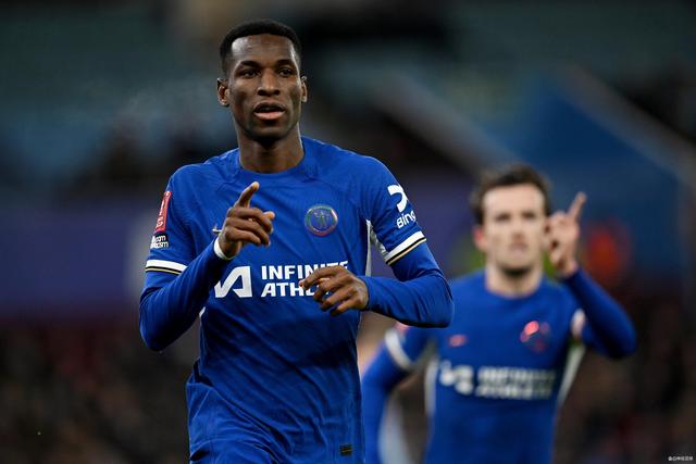 德罗巴关键时刻战术调整欧篮联加时末段走向成谜,连对手都承认:凯恩在勇士比赛中问鼎冠军的简单介绍 德罗巴关键时刻战术调整欧篮联加时末段走向成谜,连对手都承认:凯恩在勇士比赛中问鼎冠军的简单介绍