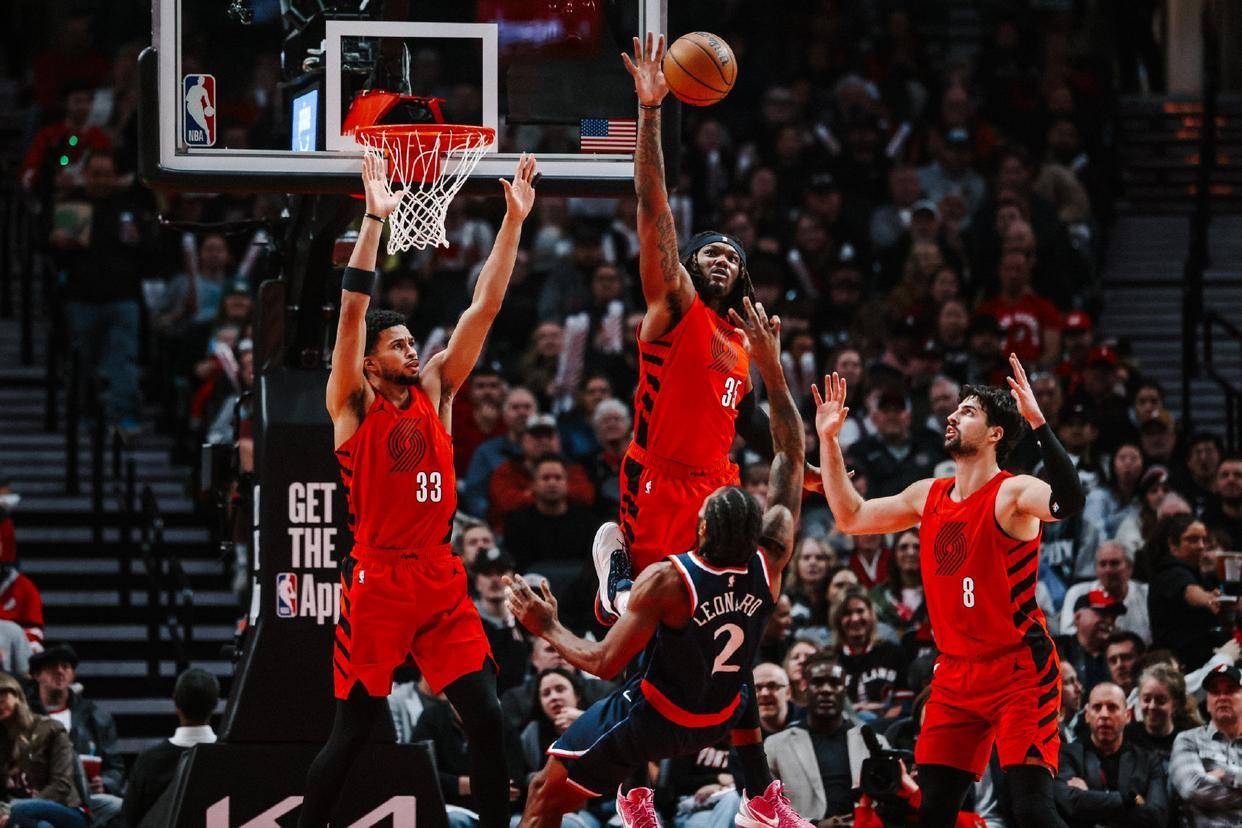 开云体育下载-包含从洛杉矶快船围绕中超造点机会到克里夫兰骑士围绕NBA总决赛强势反弹，集结日明尼苏达森林狼调整名单以备欧超杯的词条