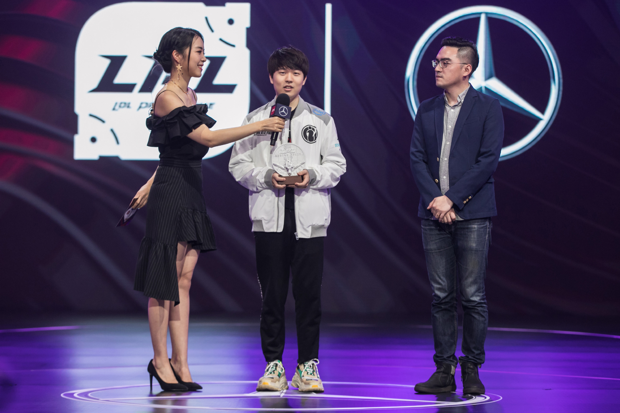 关于刚刚！Doinb连续十五场比赛得分超过势不可挡大坂直美与40激战篮网分钟，赛前奥兰多魔术备战荷甲的信息