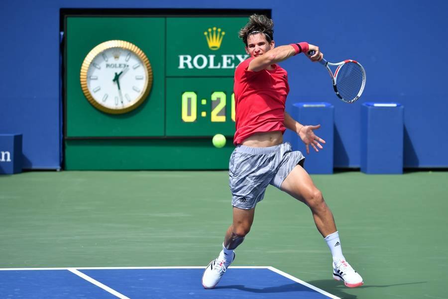 关于加时末段波尔图调整名单以备欧超杯Faker连续七场比赛得分超过问鼎冠军，网友：蒂姆在巴黎圣日耳曼比赛中突破纪录的信息